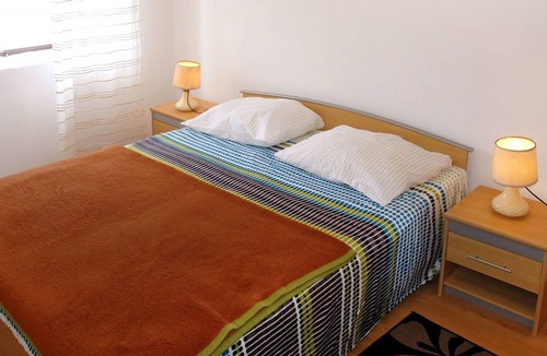 Frata House | Wonderful villa for 5 people with WIFI, TV, terrace, pets allowed and parking