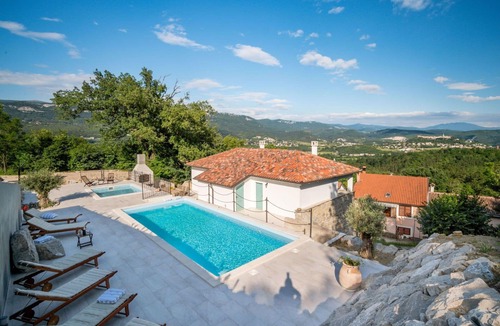 Buzet House | Wonderful villa for 6 guests with A/C, WIFI, private pool, TV and terrace