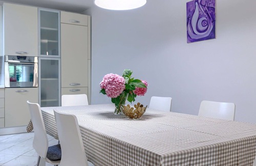 Topid House | Wonderful villa for 6 people with WIFI, A/C, private pool, TV and terrace