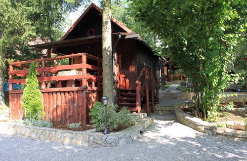 Lipa Ski Chalet | Wooden cottage with with outdoor Hydromassage Pool, located near Opatija, Rijeka