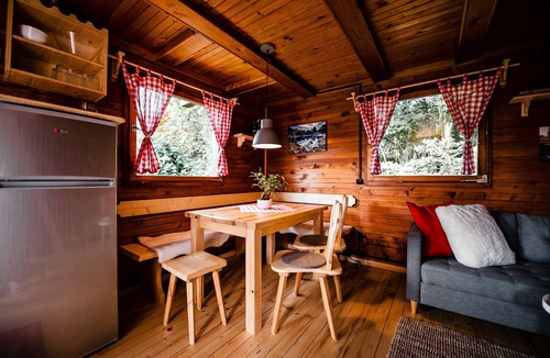 Kamnik Cottage | Wooden Forest villa- hot tube, sauna, nature!