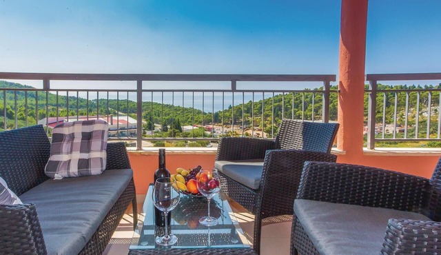 1 bedroom gorgeous apartment in Makarska in Makarska