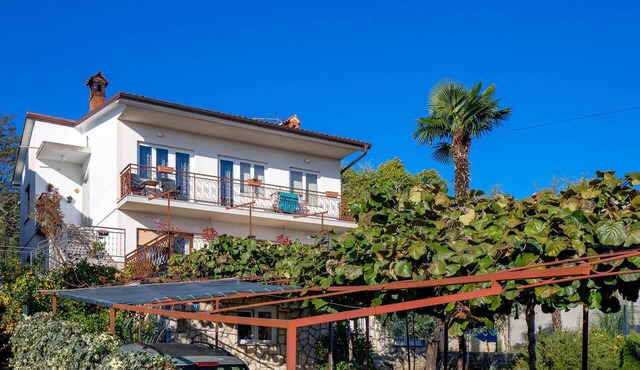 1 bedroom gorgeous apartment in Lovran in Lovran