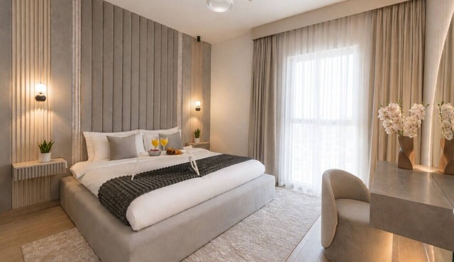 1BDR Premium Yas Island - Ferrari, Sea World, F1 in Abu Dhabi