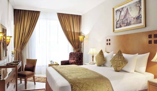 1BR City | Mercure BH | Metro Facing, Pool + Gym | 2 Units in Dubai
