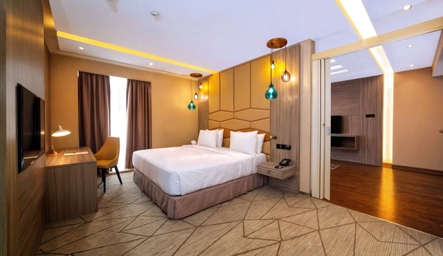 1BR Suite | FourPoints Dubai | Extra Space, Pool + Spa, Dubai Base in Dubai