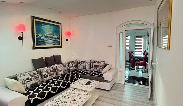 2-bedroom 1- living room apartment in charming Pancevo with AC for your leisure. in Pancevo