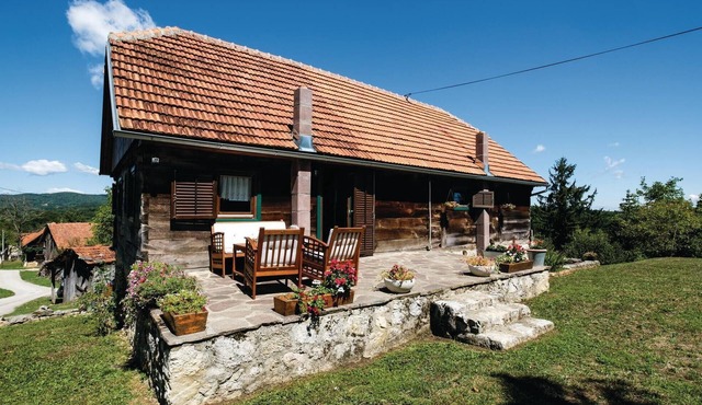 2 bedroom amazing home in Ozalj