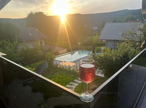 2 Bedroom Apartment Sima with Seasonal Shared Pool in Ivancna Gorica