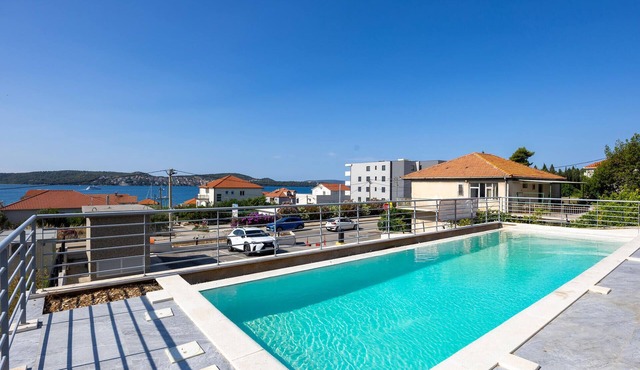 2 bedroom awesome apartment in Seget Donji