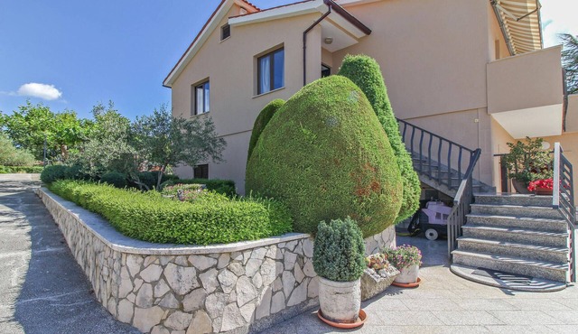 2 bedroom beautiful apartment in Gracisce