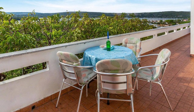2 bedroom cozy apartment in Punat