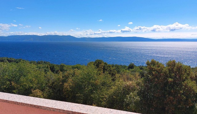 2 bedroom nice apartment in Labin in Labin