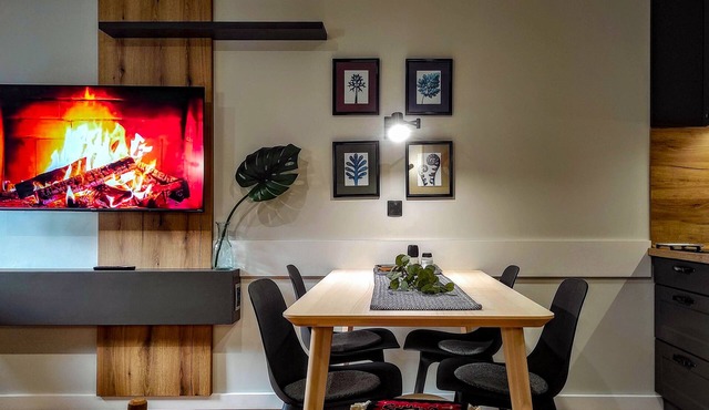 200 meters from the ski gondola, comfortable studio-apartment with free parking. in Brzece