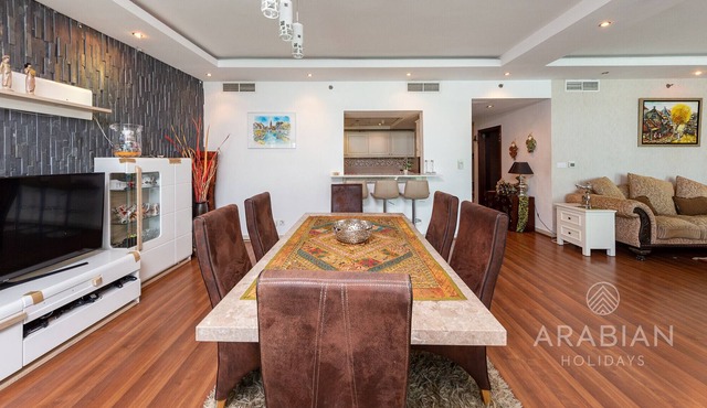 2BR Spacious Villa - Dubai Marina in Dubai