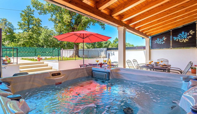 3 bedroom amazing home in Brscici