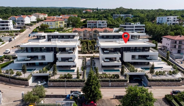 3 bedroom pet friendly apartment in Malinska
