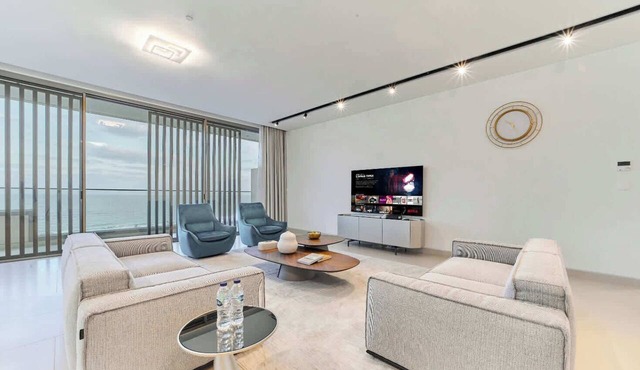 Al Zorah 4 Bedroom Penthouse with Sea View in Ajman city