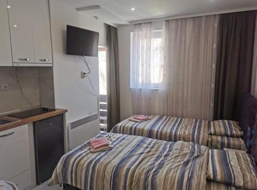 Aleksandar 2 - 50 m od bazena in Nis
