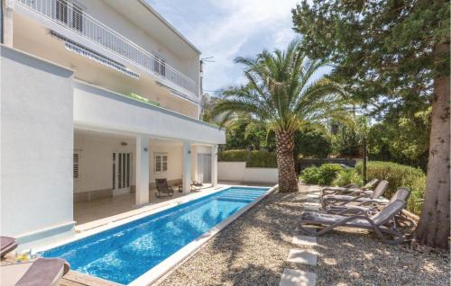 Amazing Apartment In Makarska in Makarska