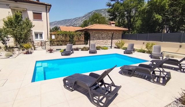 Amazing apartment in Tribalj