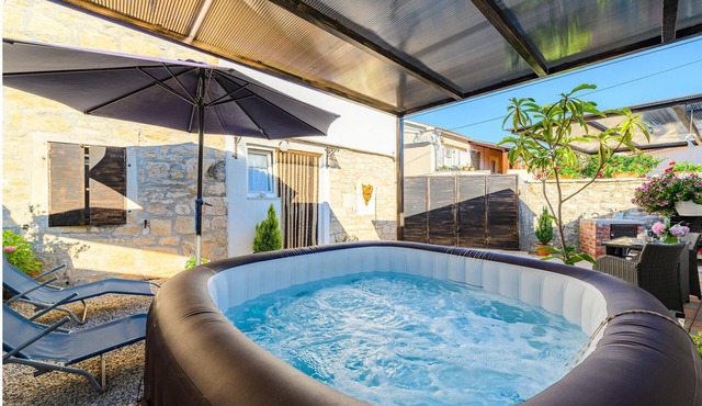 Amazing home in Barat with house a panoramic view