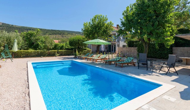 Amazing home in Prolozac Donji