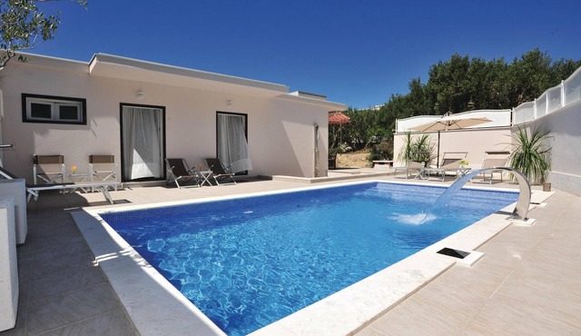 Amazing home in Makarska in Makarska