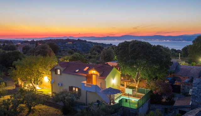Amazing home in Skrip in Skrip
