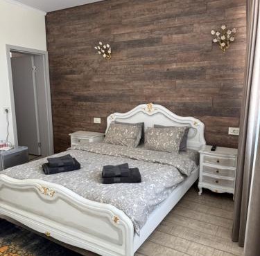Antique Charm Home SPA&FUN in Râşnov