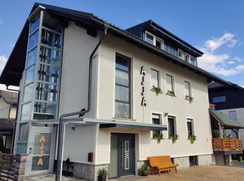 Apartma AJJA in Šenčur