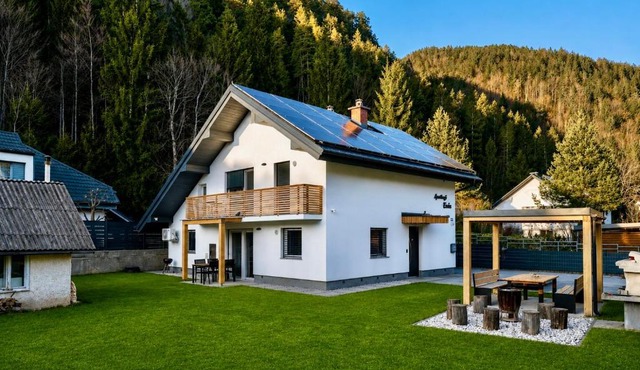 Apartmaji ENIA Rateče-Planica, Kranjska Gora in Ratece