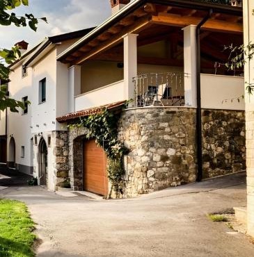 Apartmaji Tanto Malovše in Črniče