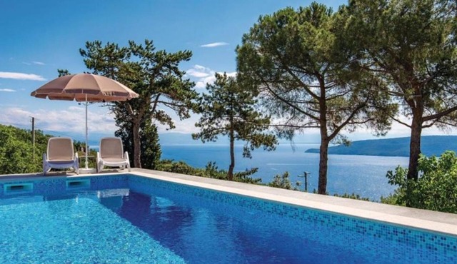Apartman Butterfly 1 - Opatija by Villas Guide in Brsec