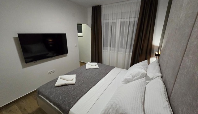 Apartman FIŠBAH 5 self CHECK-IN, FREE PRIVATE PARKING in Osijek