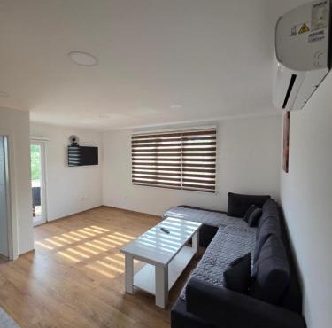 Apartmani gradina Tuzla in Tuzla