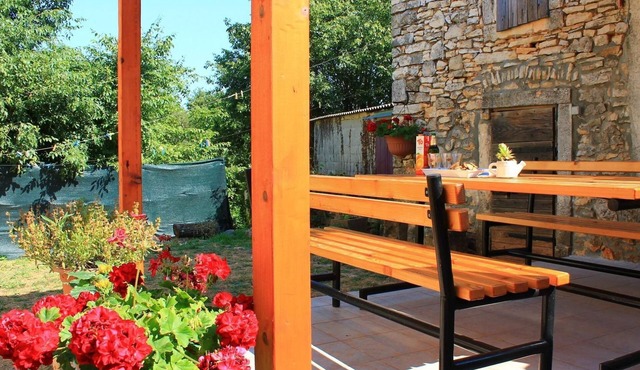 Apartment Fuma in Pinezići mit Privatem Balkon by Interhome