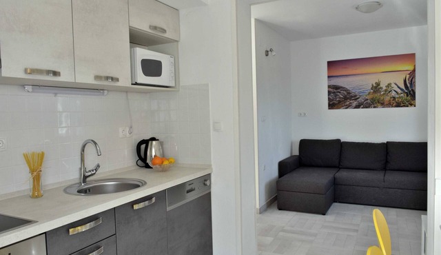 Apartment Meryl