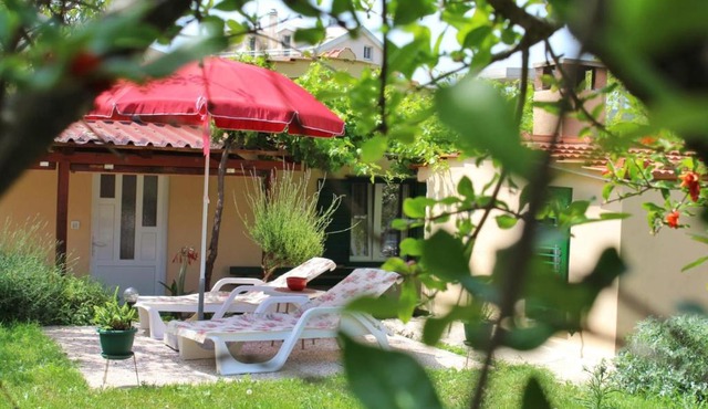 Apartment Taja, cijela kuća i vrt samo za vas