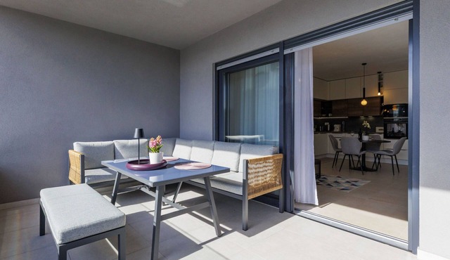 Apartment Vesna by Interhome