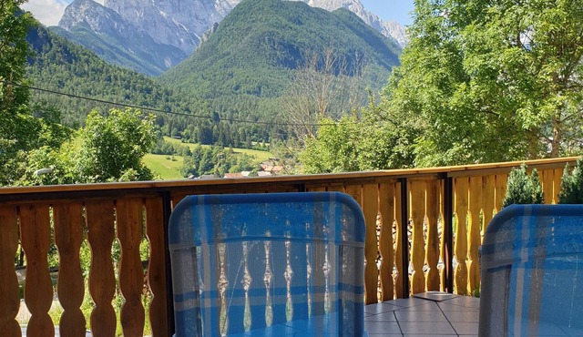 Apartment with mountain view on Triglav, 3 bedrooms in Mojstrana