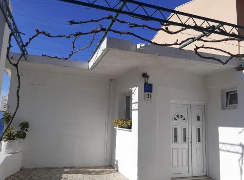 Apartments by the sea Brist, Makarska - 19330 in Podaca