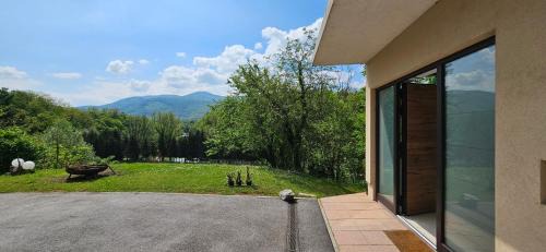 Apartments Dvor by the Krka River in Zuzemberk