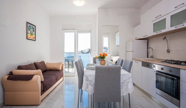 Apartments Happy Holiday