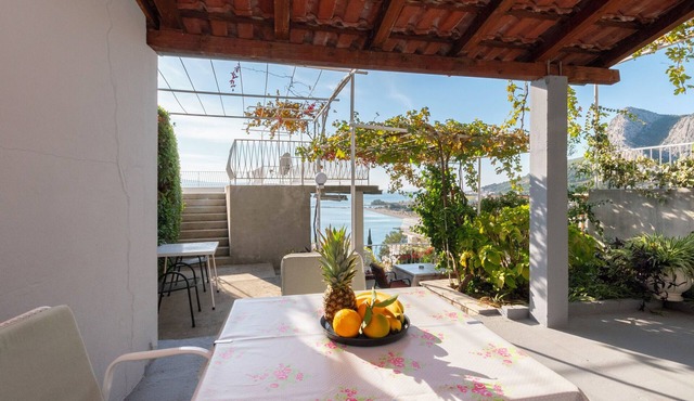 Apartments Ivan (10553-A2) - Omis
