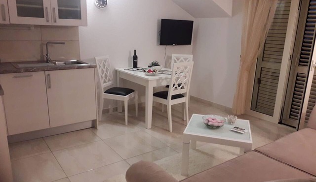 Apartments Manda in Supetar