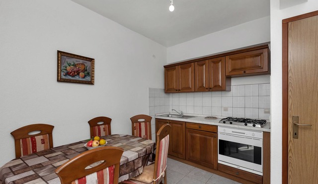 Apartments Robinzon Nikola (83741-A2) - Bogomolje in Bogomolje