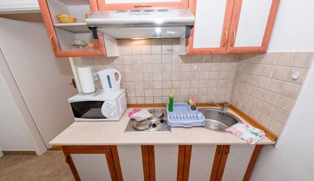 Apartments Scerbe Gordana & Miljenko Rab - Studio Apartment with Terrace (4)