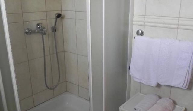 Apartments Trogrlić - One-Bedroom Apartment with Balcony