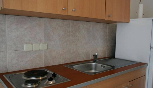 Apartments Trogrlić - Two-Bedroom Apartment with Balcony and Sea View